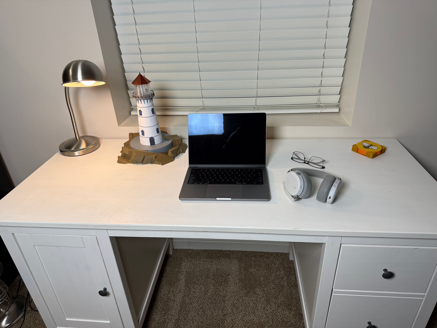 Motorized Model Lighthouse